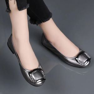 Women soft leather round toe flat ballet shoes comfort mother shoes