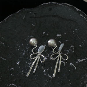 S925 Silver Needle Butterfly Knot Ear Cuffs Dual Wear Grey Pearl Mosquito Coil Ear Clip No Piercing Required Fashion Jewelry