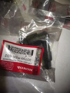 SPARKPLUG CAP GENUINE HONDA CLICK125i BEAT CARBURETOR SCOOPY 110