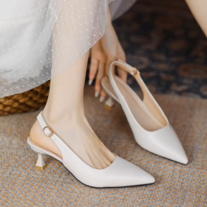 Wedding For Bride Fashion Elegant Korean White Half Shoes with Heels for Women Korean Trend Pointed Mid Heels Beige Stiletto For Women Pointed Sandals Office Lady