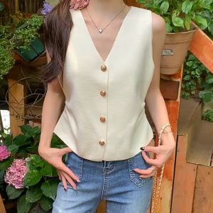 ⚡Port⚡ 2025 NEW Temperament V-neck Pleated Vest Women Slim Fitting Short Top Design Sense Knitted Vest 2️⃣0️⃣2️⃣5️⃣