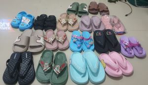 Sandal Wanita Bahan Karet Empuk Kuat Tahan Lama