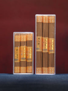 Natural Sandalwood Incense Sticks Indoor Aromatherapy Gift Box Solid Fragrance for Buddhist Offering And Worship