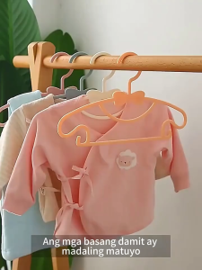 50PCS Cute Children Clothes Hanger Baby Kids Clothes Hanger Non Slip Traceless Hanger Space Saving