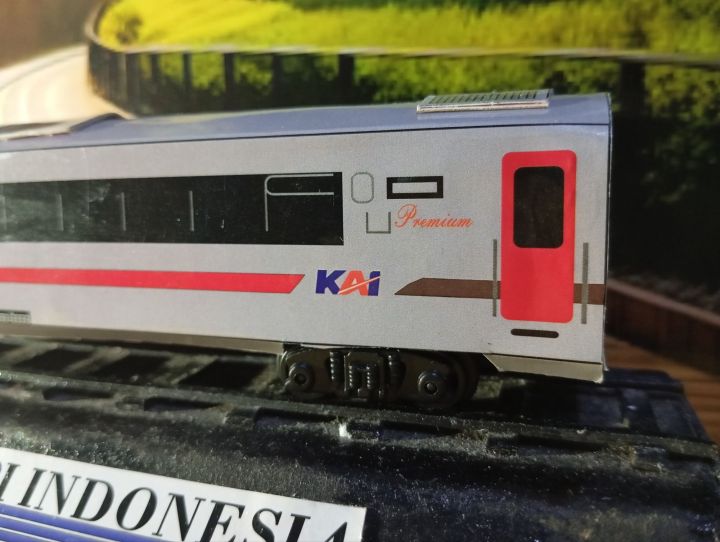 Miniatur Gerbong Kereta Api Indonesia Livery Stainlesstell Lazada