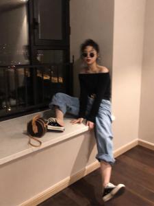 Áo Thun Nữ Tay Dài Ôm Vừa Vặn Màu Đen Gợi Cảm Cổ Chữ V Thời Trang Hàn Quốc Chất Liệu Cotton Pha Trộn Thường Ngày Mùa Thu