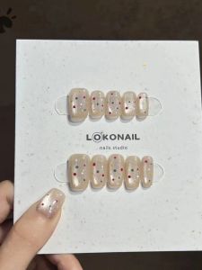 Summer Cute Colorful Polka Dot Nail Tips White Enhancing Gentle Cats Eye Light Colored Series Fake Nails Glue on Nail Art