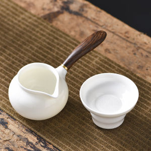 White Jade All-Ceramic Tea Funnel Tea Strainer Integrated Ceramic Filter Kung Fu Tea Set Tea Pot Tea Strainer Pitcher
