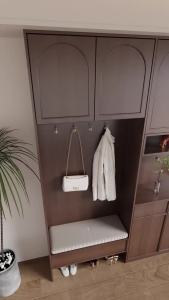 Vintage Shoes Cabinet Customize Large Capacity Entrance Cupboard Hall Cabinet