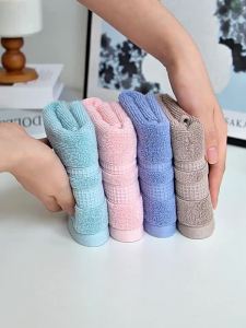 Soft and Absorbent 100% Cotton Towel