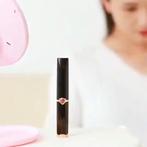 Electric mini eyelash curler 10S fast heating eyelash curler 24H long-lasting shaping eyelash curler portable beauty tool