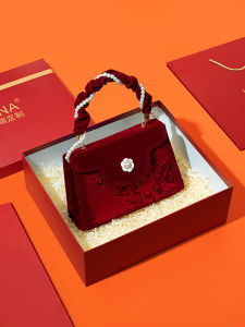 กระเป๋าถือกี่เพ้าดูดีสไตล์จีนกระเป๋าผู้หญิงกระเป๋าเจ้าสาวแจ็คการ์ดของขวัญงานแต่งงานสำหรับคุณแม่วัยกลางคนกระเป๋าแต่งงานสีแดง