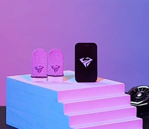 Gaming FingerSleeves with Glass-Silver Fiber - Ice Silk Cooling & E-Sports Breathable Design