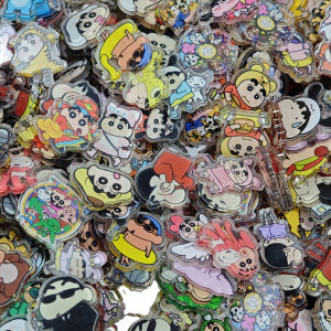 Bandai | 50pcs/set Cartoon Crayon Shin-chan Cute COS Laminating Acrylic Cream Glue Phone Case DIY Patch Accessories Random Repeated