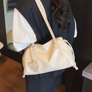 MOUSSON กระเป๋าสะพายข้างแฟชั่นใหม่ปี ดีไซน์พับผ้ารูปหัวใจ ใส่ได้ทั้งมือและสะพาย สำหรับใช้งานประจำวัน