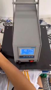 Đồng Phục Bóng Đá Thái Lan Mới Của 2526