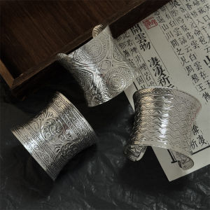 Ethnic Silver Bracelet Carved Vine Pattern Wide Face Retro Style Photography Arm Bracelet for Women Alloy/Dipped Silver/Dipped Gold