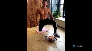 Con lăn tập bụng tại nhà Dụng cụ Plank kết hợp con lăn trợ lưc giảm mỡ bụng