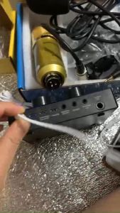 Combo 5 món Bộ mic hát thu âm livestream soundcard V8 và mic Bm900 có dây  kèm tai nghe giá đỡ mic và giá đỡ điện thoại