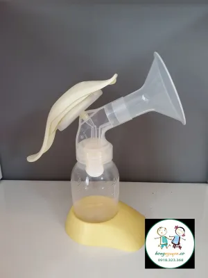 Máy hút sữa dùng tay Medela Harmony mới 999%