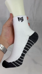 ถุงเท้าสั้น Comfort-2 ถุงเท้าเเฟชั่น ใส่เล่นกีฬา ทำงาน เที่ยว PSSPORT 3สี ระบายอากาศ ชายเเละหญิง