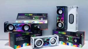 Loa bluetooth không dây V8 mini  âm thanh sống động led RGB nháy theo nhạc