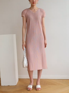 2086 Elegant Fashion V-Neck Dress Sanzhai Pleated Simple Slim-Fit Figure Flattering   One Size (45-75kg)