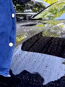 ผ้าเช็ดรถแบบบิดสองด้าน 500 กรัม ดูดซับความชื้นจากรถทั้งคันโดยไม่ต้องบิด หนานุ่ม ไม่มีขอบ ปลอดภัยและปกป้องสีรถ