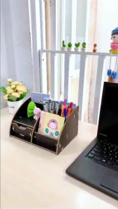 Hộp bút để bàn kệ đựng bút nhiều ngăn - MO12