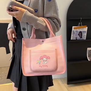 👝กระเป๋าใส่เครื่องสำอางค์  Sanrio Character งานผ้าแคนวาสมาใหม่ ปากกระเป๋าเป็นซิปปิด ขนาด 26×17×8 cm