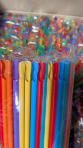 หลอดปลายช้อน 8 มิล ไม่ห่อฟิล์ม ยกลัง (100 เส้น x 50 ห่อ = 5000 เส้น) ตราดาว