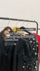 Stand Hanger Keranjang Laundry Rak Baju Gantung Single Tempat Gantungan Kerudung Jilbab Tas Serbaguna