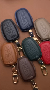Bao Da Ép Form Chìa Khoá Ô Tô HUY-B3 Hyundai SantaFe 2013 - 2018 Genesis Bao Da 3 Nút Bấm Ép Form May Thủ Công BH12T Handmade