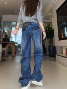 กางเกงยีนส์ทรงหลวมขากว้างสีน้ำเงินพร้อมกระเป๋าหลังสำหรับผู้หญิง กางเกงขายาวทรงตรงสไตล์ย้อนยุค ฤดูใบไม้ร่วง/ฤดูหนาว 2025
