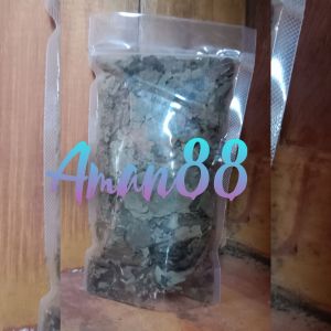 Daun simbukan kering siap pakai