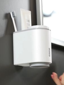 Giá Treo Bàn Chải Đánh Răng Cốc Đựng Bàn Chải ECOCO Dính Tường Siêu Bền Siêu Chắc Chắc ( Tặng Kèm 2 Cốc )