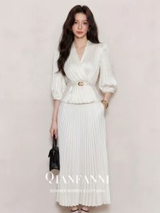 QFN | Elegant White Sleeve Feminine Set with Skirt