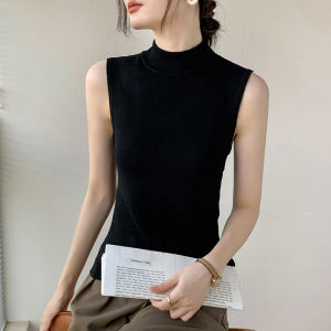 GEBEISHANG | Half-High Neck Wool Sweater Vest