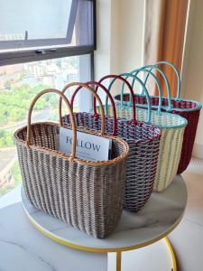 Luxury Style Large Size Plastic Wicker Handheld Basket Fashionable Shopping Basket Picnic Basket Handcrafted Market Basket