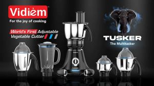 Vidiem Tusker Mixer Grinder | 750 watt Motor with 3 Jars & 1 Juicer 1 Multi chef | Leakproof Jars with self-lock for wet & dry spices chutneys