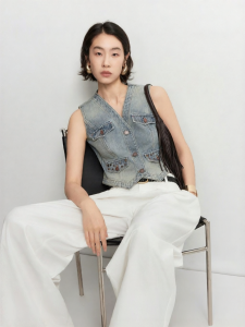 Vero Moda | Autumn Cotton Decorative V-Neck Vest
