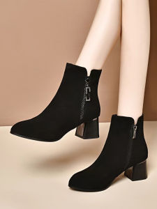 รองเท้าบูทสั้นหนังแกะกลิตเตอร์แบบมีขนแกะสำหรับผู้หญิงในฤดูหนาว พื้นหนา ส้นกลาง รองเท้าส้นสูงแบบสวมสบาย ทรงหัวมน