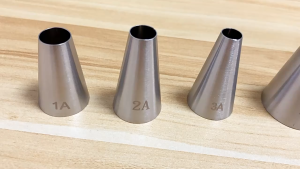 MS SPUIT BULAT DECORATION CAKE CREAM HIAS KUE CAKE SATU SET 5IN1 / AMAN UNTUK MAKANAN/ANTI KARAT