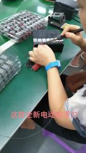 Penghantaran dari China [2025] Pencukur a Baru Pisau Cukur Lelaki Elektrik Dua Kepala Jenis Mudah Dibawa Perjalanan Seluruh Badan Cuci Air Pisau Cukur 3.8