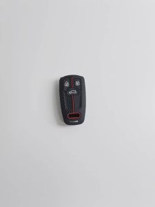 Silicone Keychain For Car Keys Case Holder Key Cover For Audi Q5 Q7 TT A4 B9 A5 A6 8S 8W 4M S4 S5 S7 TTS TFSI RS Car Key Case