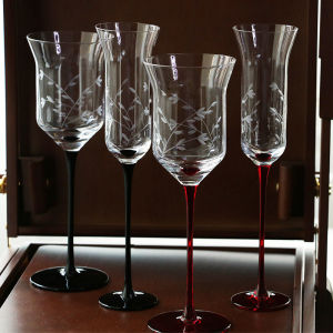 Elegant French Style Etched Crystal Glass Highball Vintage Red Black Carving Sweet Wine Glass Champagne Cup for Dining And Serving