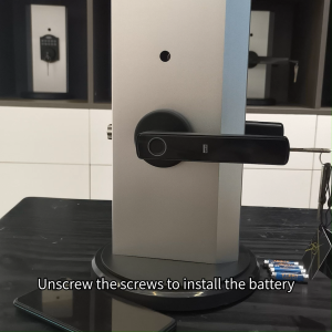 Tuya Smart Door Lock 5-in-1 Fingerprint 0.3s Fast Unlock /App Remote Control/Anti-peep Password /IC Card/Key / Lock Set Auto-Lock Easy Installation Drill Free For Rental Apartment Hotel