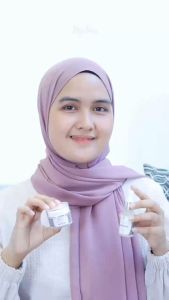 Cream Malam Night Cream Insentive Whitening mencerahkan wajah & Memudarkan Flek hitam melemba kulit