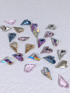 ใหม่มาถึง Sharp ด้านล่างรูปร่างไม่สม่ําเสมอเครื่องเจาะเล็บ 9*14 มิลลิเมตร 20 ชิ้น 3D เล็บเพชร Super Shiny Glass เจาะขนาดใหญ่สําหรับเครื่องมือความงาม