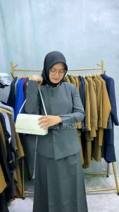 Blazer Wanita Baju Kerja Kantor Seragam PDH PNS Pemda Dinas Guru ASN Wanita Atasan Kombinasi Batik Setelan Rok A Celana Panjang kode 7007 Warna Abu Tua